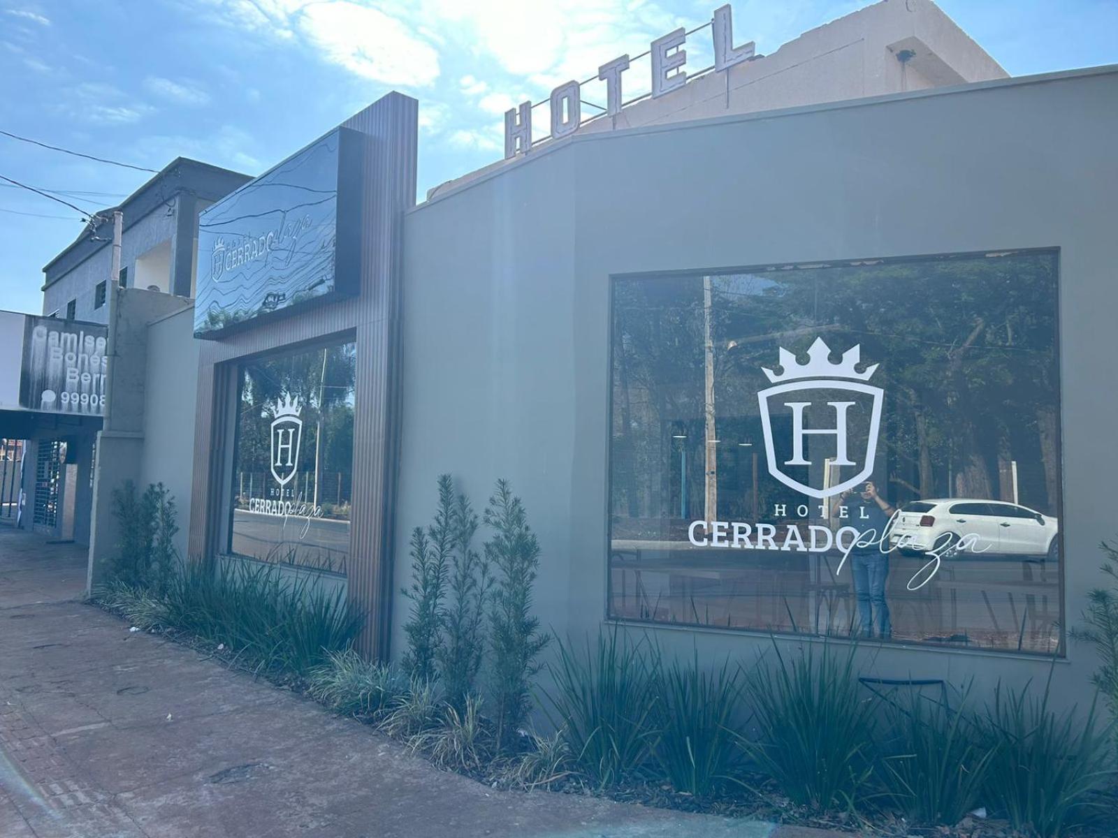 Cerrado Plaza Hotel -Dourados Exterior foto